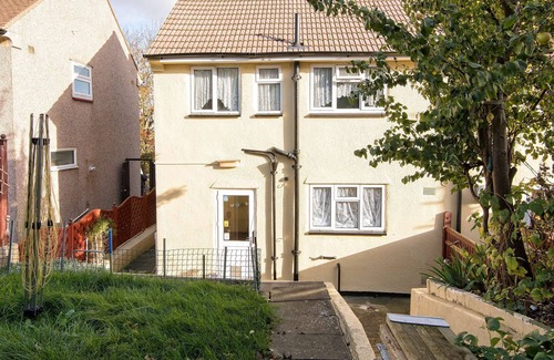 Cray Valley West House | Orchard in Orpington (St Paul's Cray, Orpington)
