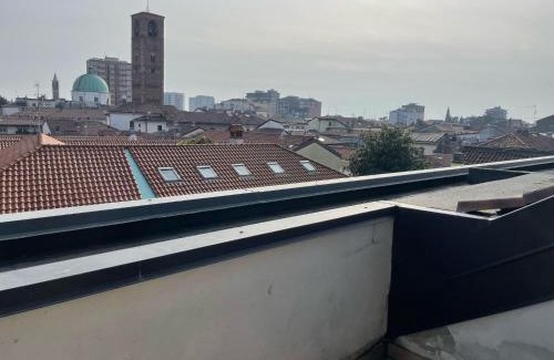 Seregno Apartment | Orchidea Apartment by Quokka 360 - Attic in the center of Seregno