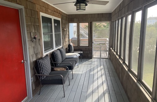 Salvo Cottage | Original Hatteras Beach Box! Family-owned & loved; flexible check-in/out days!n