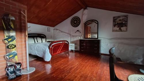 Fundao Ski Chalet | Orion Guesthouse Telhado
