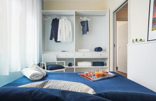 Pozzallo Apartment | Orizzonte Casesicule, Fantastic Sea View with Balcony and Big Windows, Wi-Fi