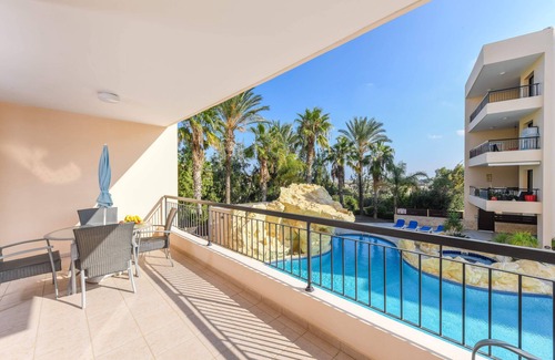 Oroklini Apartment | Oroklini - Perfectly overlooking the pool