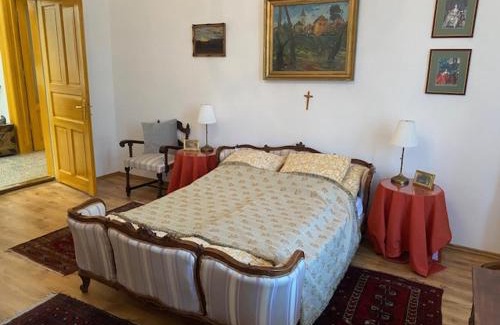 Kengyel House | Orsolya major