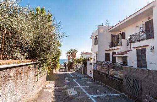 Cannizzaro Apartment | Ortensia Apartments by Wonderful Italy