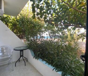 Frangokastellon House | Orthi Ammos