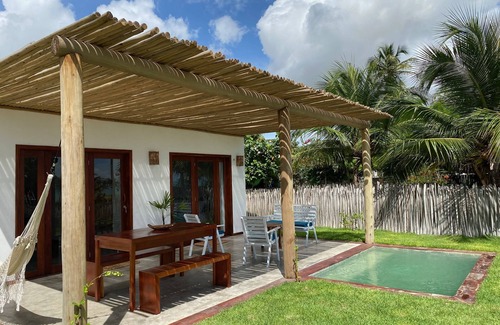 Icarai de Amontada House | Os Navegantes - Casa Mar: On the beachfront.