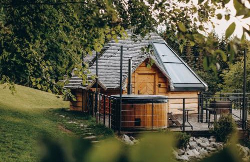 Istebna House | Osada Poli Koniaków - Panoramiczny Domek nr 1 z Prywatną Balią i Hydromasażem
