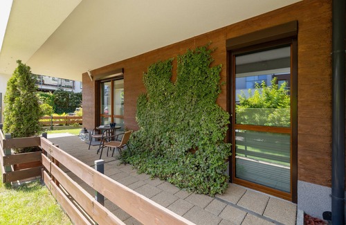 Pradnik Bialy Apartment | Osiedle Życzeń Apartment by Renters