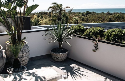 Peregian Beach House | Osprey - A luxurious sunrise to start your day