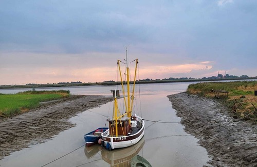 Warsingsfehn Apartment | Ostfriesland Neu in 2023 Landhaus