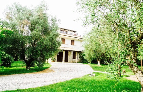 Maglie Villa | Otranto: SPLENDID TENUTA WITH POOL AND TENNIS COURSE.