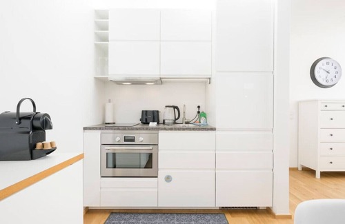 Ottakring Apartment | Ottakring Balcony Suite
