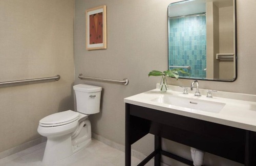Lower Pacific Heights House | Our bright and airy guest rooms are the ideal place to unwind!