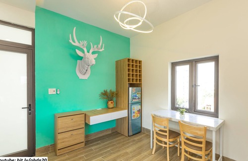 Ngu Hanh Son Apartment | Our house apartment- 5m walk to Beach, 10m to Airport and Downtown