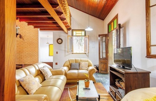 Vila Paula House | Our Lady of Lourdes Shelter, Mairiporã-SP