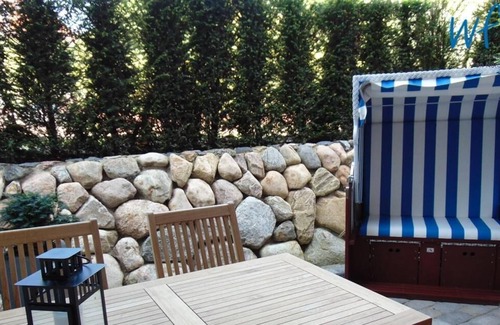 Juist Apartment | Our modern holiday apartment with a wonderful terrace guarantees you a relaxed atmosphere