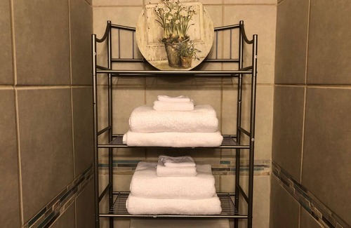 New Port Richey Apartment | OUR NEST: Nature's Best Getaway; beaches nearby