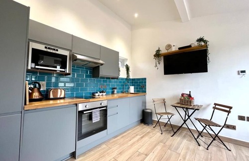 Lydney House | Our pet-friendly accommodation is ideal for an escape to the countryside.