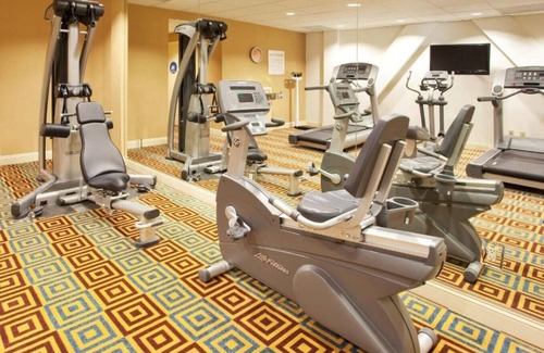 Westside Santa Cruz House | Our rooms location offers free breakfast & easy access to the Boardwalk