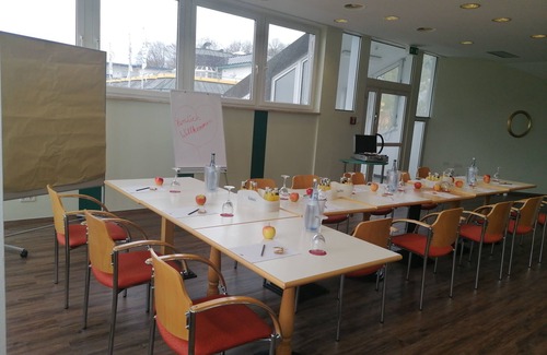 Igersheim Apartment | Our spacious domicile exclusively for your group!