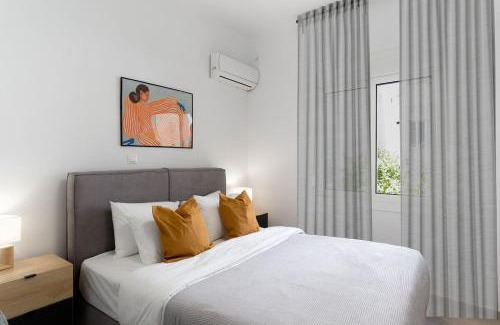Vyronas Apartment | Ousakiou Residence by Staycom