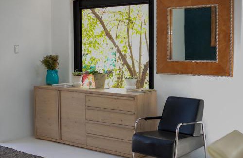 Otjiwarongo House | Out of Africa Guesthouse