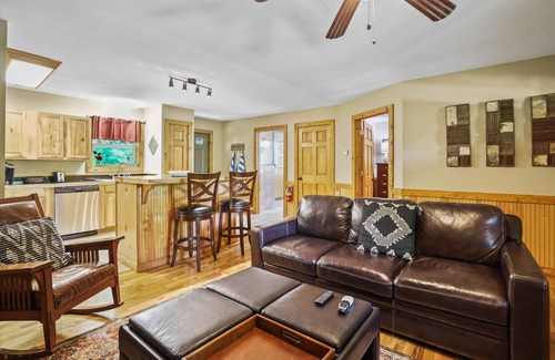 Laurelville Cabin | Outback Cabin | Hocking Hills