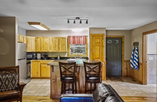 Laurelville Cabin | Outback Cabin | Hocking Hills