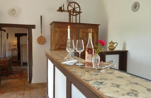 Chateau-sur-Allier House | Outbuilding of a listed 16th century ch teau