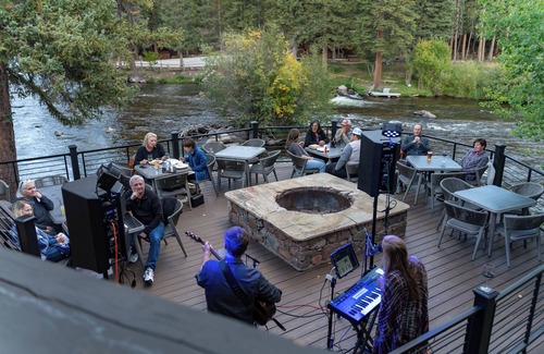 Almont House | Outdoor Enthusiast's Haven: Fish, Raft & Ride in Colorado's Wilderness