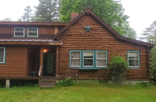 Roxbury Cabin | Outdoor enthusiasts! ATV trails, Hikes, Lakes, Coos Canyon, Skiing, and fishing