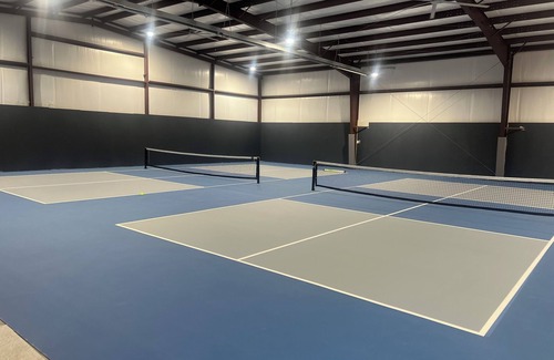 Towanda House | Outdoor Oasis and Pickleball Paradise: Fishing, Paddle-boarding, Swimming