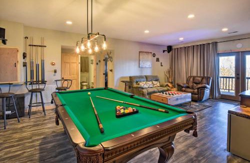 Brasstown House | Outlaw Mountain Lodge Fire Pit and Panoramic Views!
