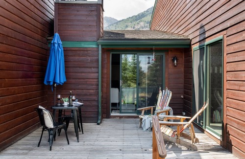 Teton Village House | Outpost: Eagles Rest 13 - Pool & Hot Tub Access!