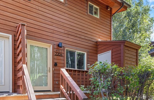 Jackson House | Outpost: Pitchfork 2204 - Close to Snow King and Town