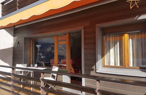 St. Luc Apartment | Outside : flat for 5-6 people on the ground floor, balcony -Inside : 60 sqm, large living with a sep