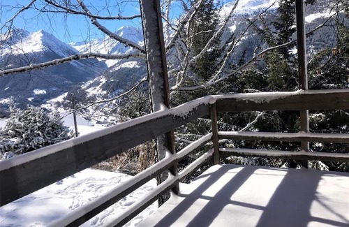 St. Luc Ski Chalet | Outside : Modern architecture chalet of 3 floors, for 6 person, beautiful panoramic viewInside : 16
