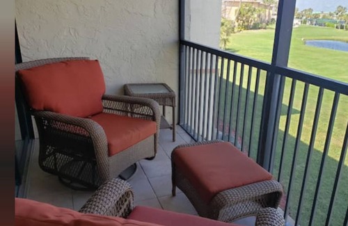 Fort Pierce Condo | OV III 2MIN WALK TO BEACH PRIME LOCATION TO EVERYTHING!