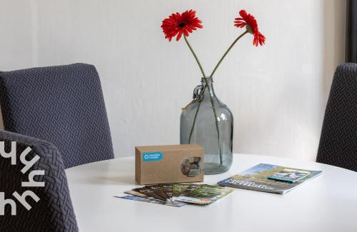 Giethoorn Apartment | OV593 - 4P apartment in the heart of Giethoorn on the village canal