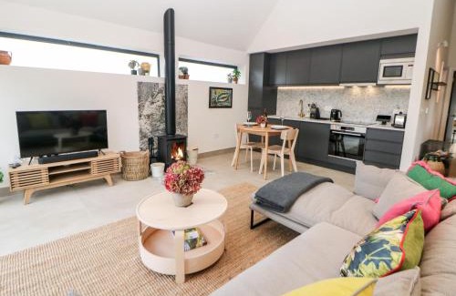 Little Hayfield House | Overlea Coach House