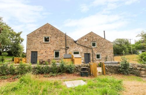 Little Hayfield House | Overlea Cowshed