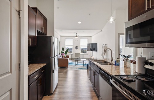 Farragut Apartment | Overlook 1306 I Resort Style Living I Parking