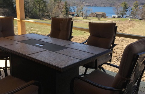 Hammondsport House | Overlook at Splitrock-your home away from home!