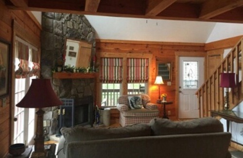 Rutherfordton Cabin | Overlook Cabin -ONLY 3 MILES to TIEC / CLOSEST GATED COMM / MT & SUNSET VIEWS