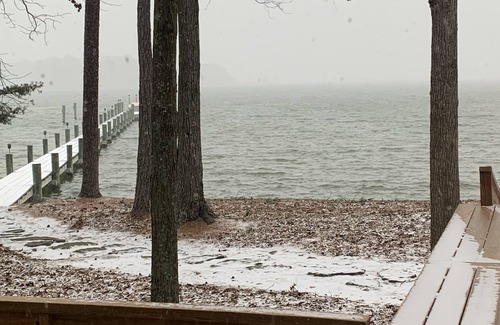 Sherwood House | Overlook on Dun's Cove - Luxury waterfront hideaway minutes from St. Michaels
