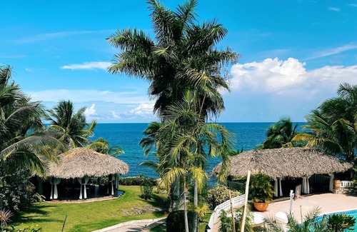 Salt Gut Villa | Overlooking the Caribbean Sea with private beach access