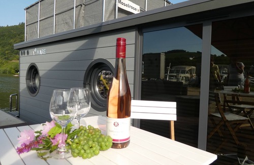 Polich Boat Rental | Overnight experience, unique and extraordinary near Trier