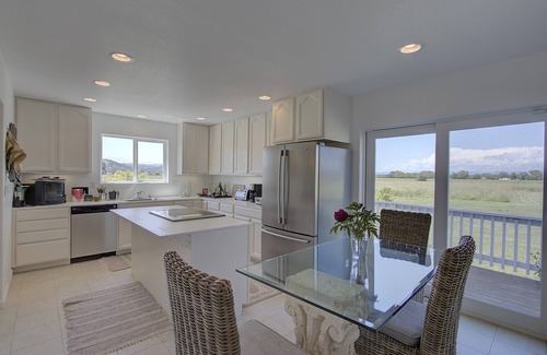 Lakeport Other | OVERNIGHT GUESTS