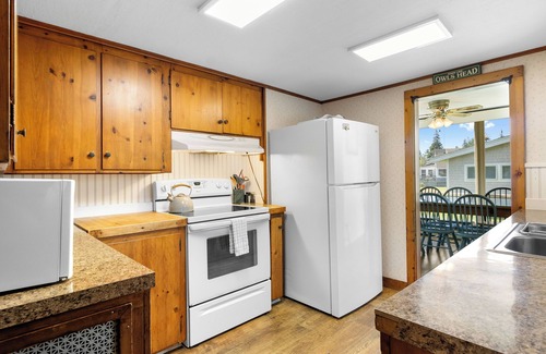 Owls Head Cottage | Owls Nest on Crescent Beach