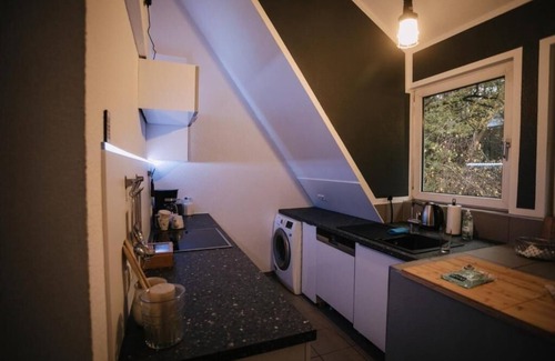 Schwabach House | Own maisonette in idyllic location with balcony + free parking